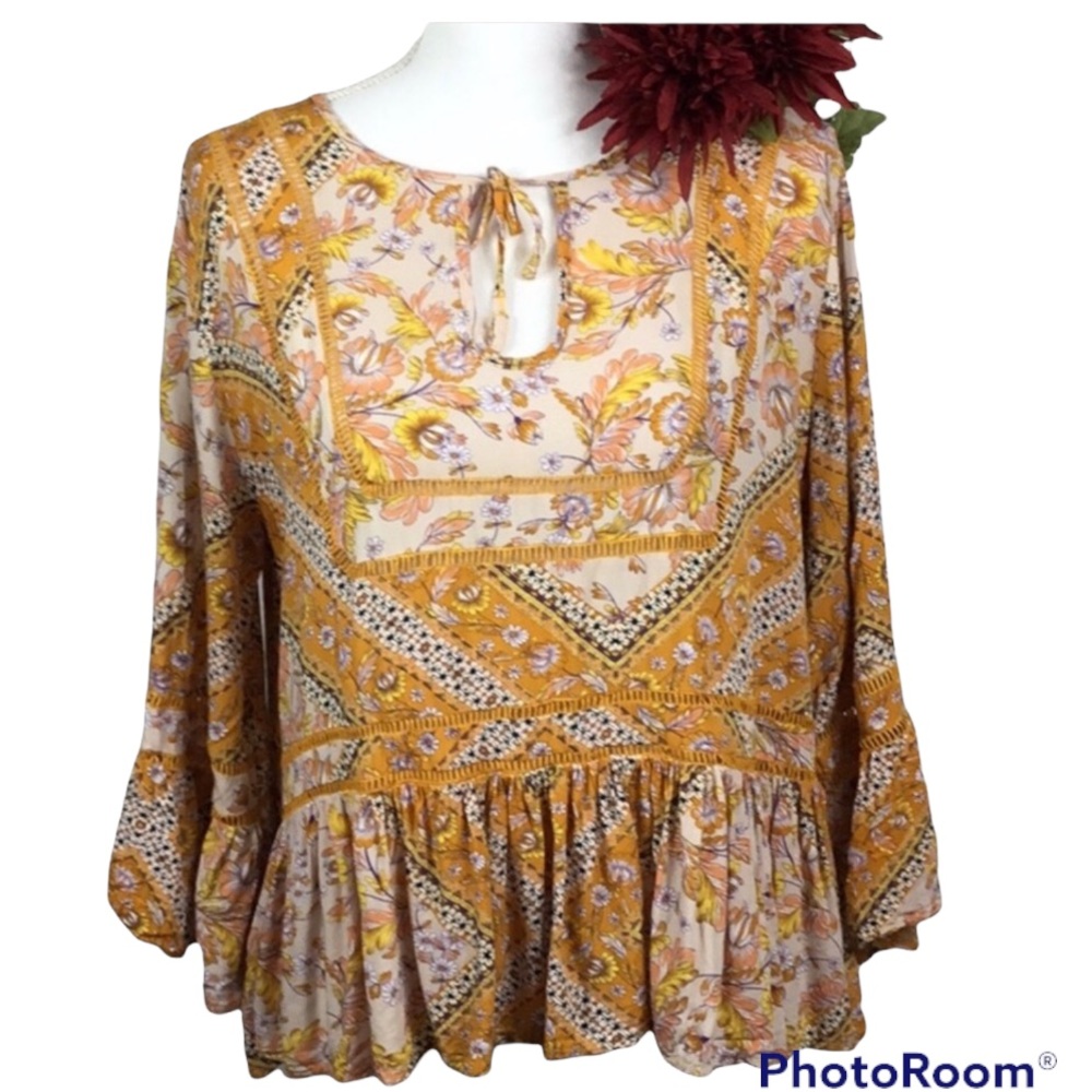 Jaase Yellow n White Boho top